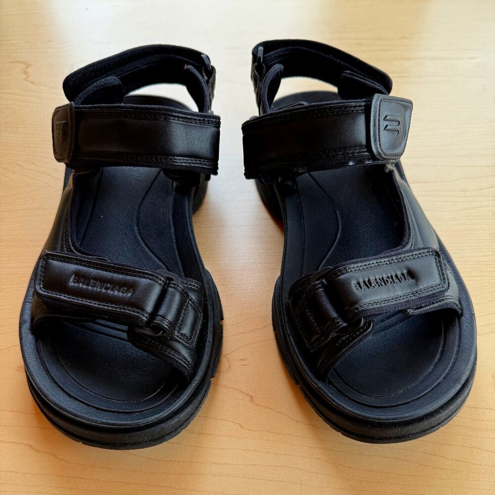 Balenciaga Men's Black Tourist Sandal US 8 EU 41 350$